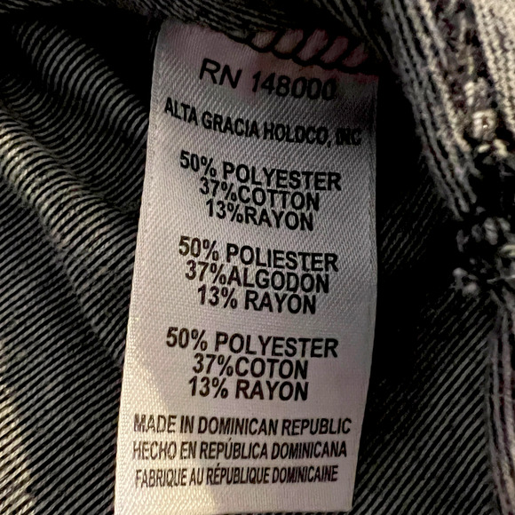 Women's NCAA Texas A&M Aggies Gray with Logo T-shirt Alta Gracia Size Medium - Picture 6 of 6